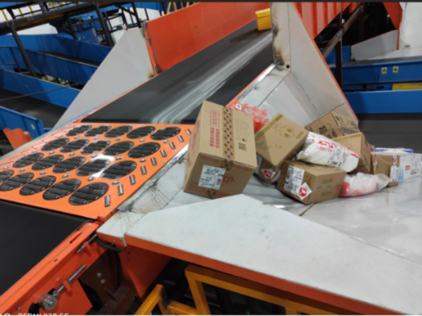 Application of easy drive frequency converter in logistics express sorting equipment
